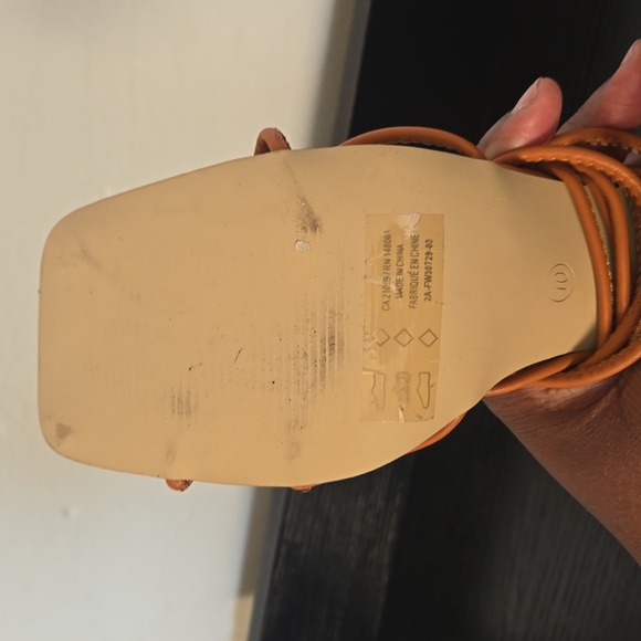 Lace wrap heels - Picture 4 of 6